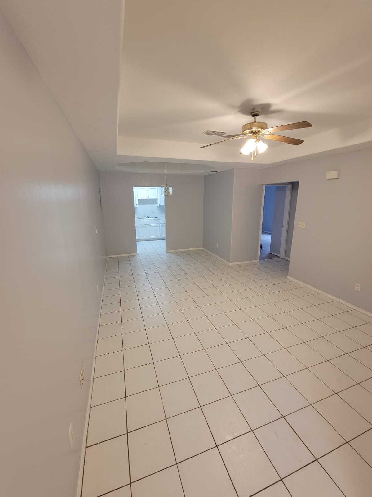 2206 Kimberly LN Apt 3